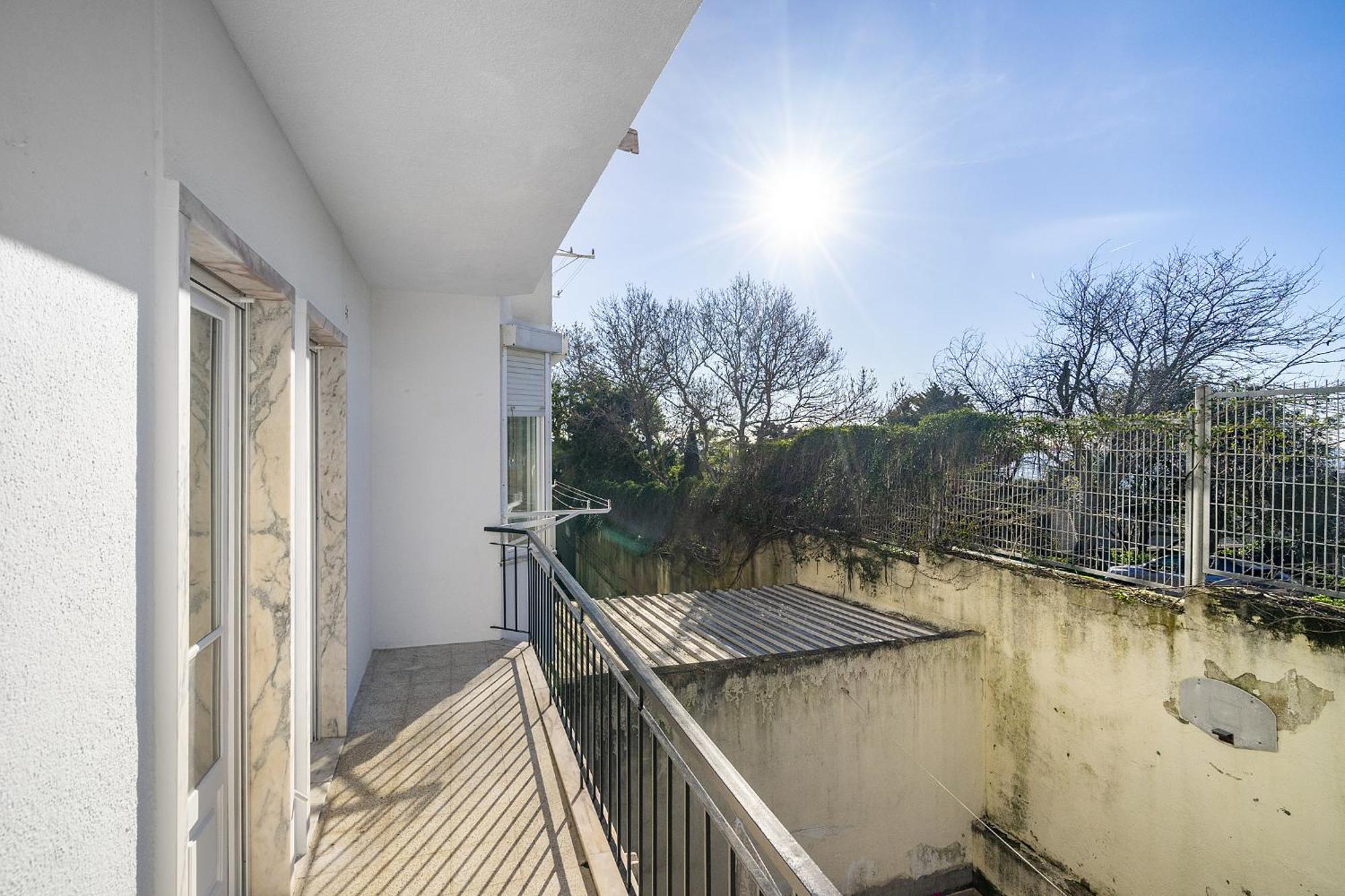 Whome Peaceful Alges Family Home Away From City Noise Exterior photo
